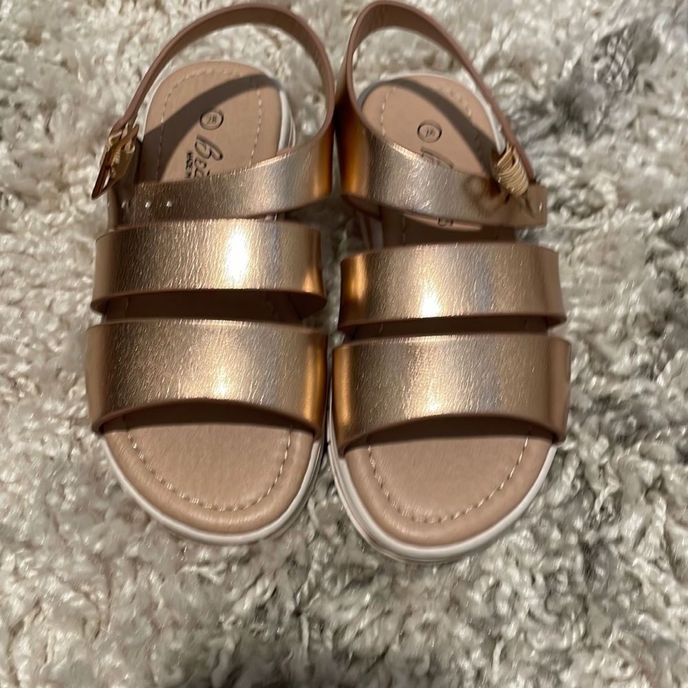 Rose gold girls sandals new size 11